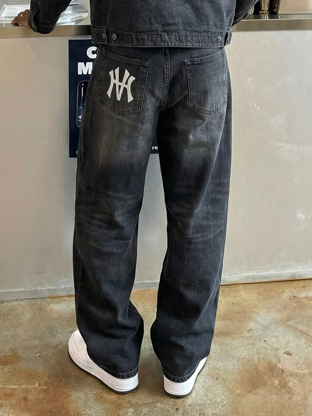 Black Heavyweight Denim Jeans