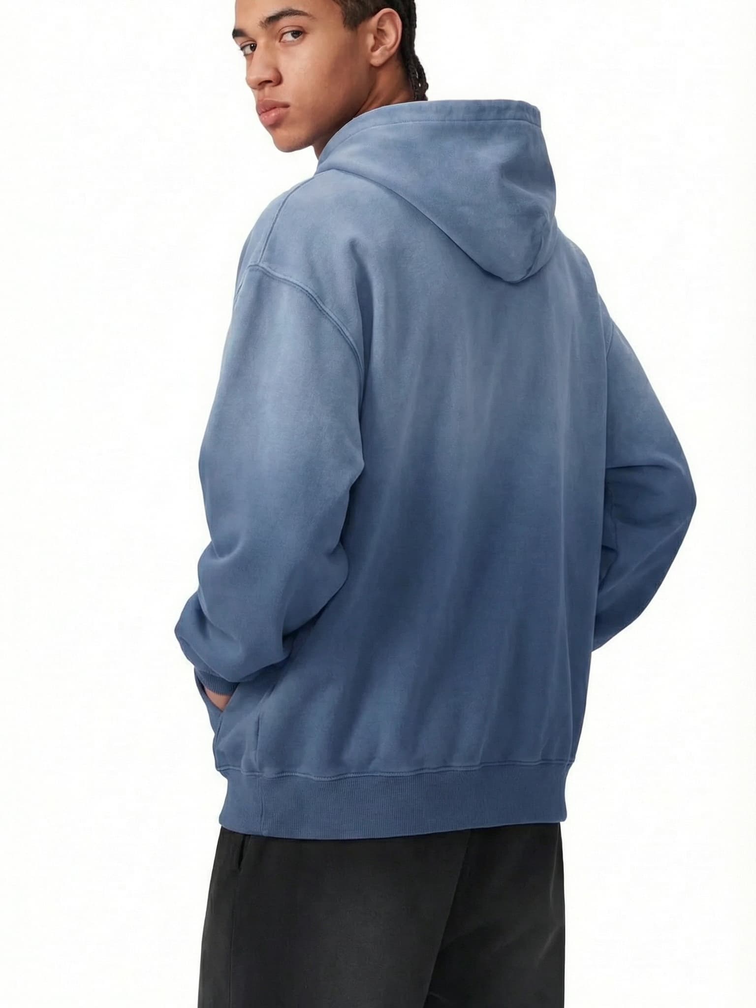 Sudadera con capucha descolorida